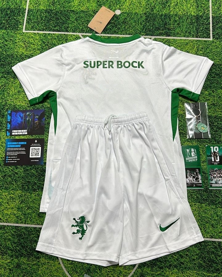 Conjunto infantil COM MEIAS alternativo branco 2025/26 - LANÇAMENTO