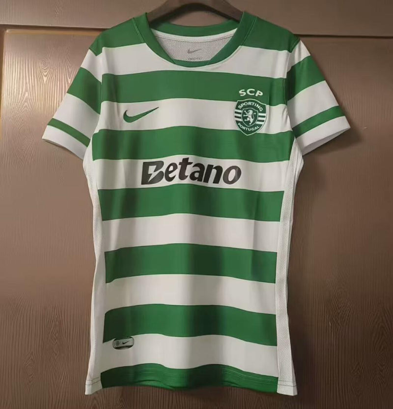 Camisola FEMININA principal 2025/26 verde e branca - LANÇAMENTO