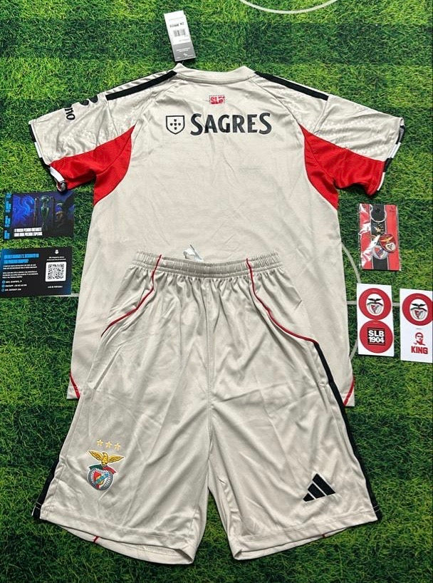 Conjunto infantil SECUNDÁRIO bege 2025/26