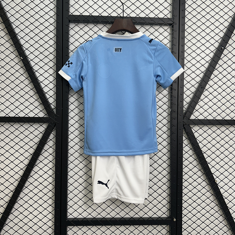 Conjunto Infantil Manchester City home 2025/26 azul