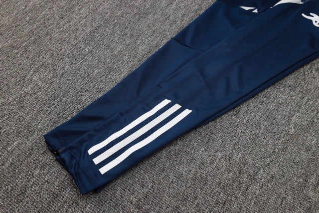 Fato de Treino 2024/25 - Branco, Vermelho e Azul